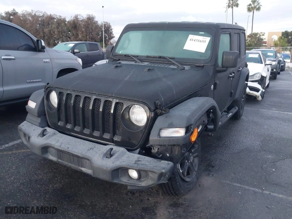2018 Jeep Wrangler Unlimited Sport with VIN 1C4HJXDNXJW206732, listed as a IAAI auction lot 41431655 with 38,949 mi miles. Bid and sale history available at carsss.com. Image 17.