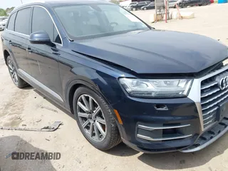 2017 Audi Q7 Prestige z VIN WA1VAAF7XHD032708, wystawiony jako IAAI lot #41884093 z przebiegiem 114 408 mil mil oraz . Historia ofert i sprzedaży dostępna na DreamBid. Obrazek 1.
