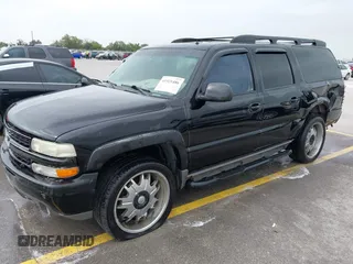 2002 Chevrolet Suburban LT with VIN 3GNFK16Z72G165792, listed as a IAAI auction lot 41921486 with 237,675 mi miles. Bid and sale history available at carsss.com. Image 2.
