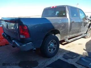 2018 Ram 2500 Tradesman with VIN 3C6UR5CL2JG379050, listed as a IAAI auction lot 41534736 with 172,792 mi miles. Bid and sale history available at carsss.com. Image 4.