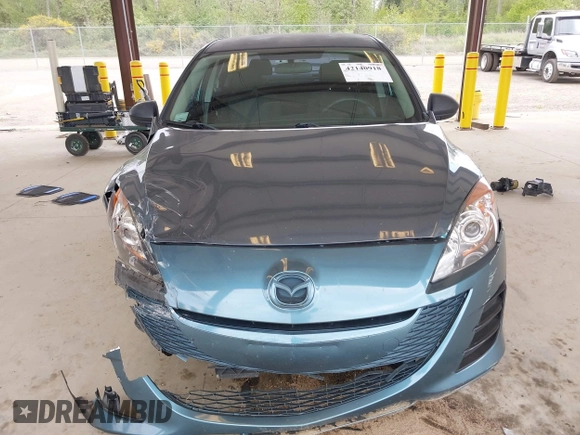 2010 Mazda 3 i Sport with VIN JM1BL1SG9A1113229, listed as a IAAI auction lot 42140918 with 155,040 mi miles and . Bid and sale history available at carsss.com. Image 13.