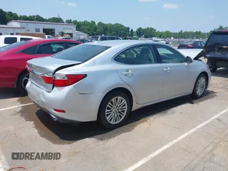 2015 Lexus ES 330 с VIN JTHBK1GGXF2181826, выставлен на аукционе IAAI как лот 42396308 с пробегом 137 077 миль миль и . История ставок и продаж доступна на DreamBid. Изображение 4.