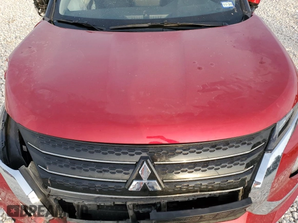 2023 Mitsubishi Outlander ES z VIN JA4J3TA86PZ010761, wystawiony jako Copart lot #84724844 z przebiegiem Nie podano mil oraz Szkoda całkowita • Salvage title. Historia ofert i sprzedaży dostępna na DreamBid. Obrazek 13.