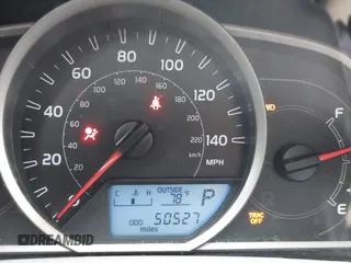 2013 Toyota RAV4 LE z VIN 2T3BFREV4DW109594, wystawiony jako IAAI lot #42705888 z przebiegiem 50 527 mil mil oraz . Historia ofert i sprzedaży dostępna na DreamBid. Obrazek 16.