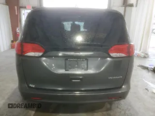 2020 Chrysler Voyager LXi z VIN 2C4RC1DG9LR256949, wystawiony jako Copart lot #55558855 z przebiegiem 182 840 mil mil oraz Tytuł czysty. Historia ofert i sprzedaży dostępna na DreamBid. Obrazek 6.