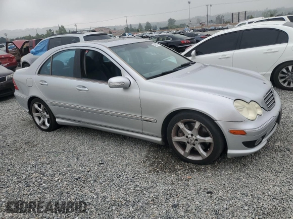 2007 Mercedes-Benz C 230 Sport with VIN WDBRF52H57A950508, listed as a Copart auction lot 54925925 with 84,905 mi miles and Clean Title. Bid and sale history available at DreamBid. Image 4.