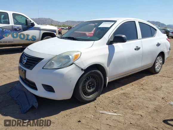 2014 Nissan Versa S Plus with VIN 3N1CN7AP7EL816008, listed as a IAAI auction lot 41991082 with Not Provided miles. Bid and sale history available at carsss.com. Image 2.