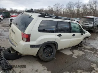 2007 Mitsubishi Endeavor LS with VIN 4A4MN21S87E031792, listed as a Copart auction lot 42746315 with 213,788 mi miles and Salvage Title. Bid and sale history available at carsss.com. Image 3.