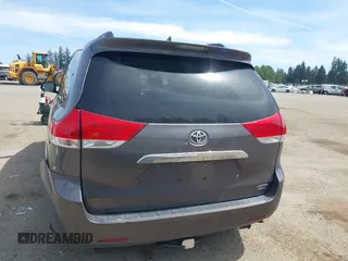 2013 Toyota Sienna XLE with VIN 5TDDK3DC0DS053480, listed as a IAAI auction lot 42207803 with Not Provided miles and . Bid and sale history available at DreamBid. Image 17.