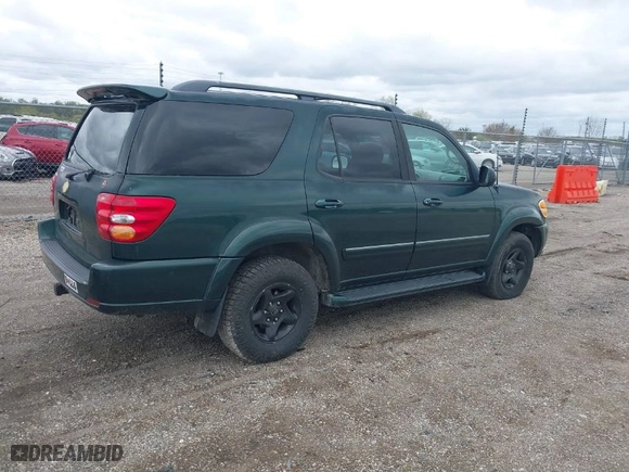 2001 Toyota Sequoia Limited with VIN 5TDBT48A61S040585, listed as a IAAI auction lot 42082703 with 263,203 mi miles. Bid and sale history available at carsss.com. Image 4.