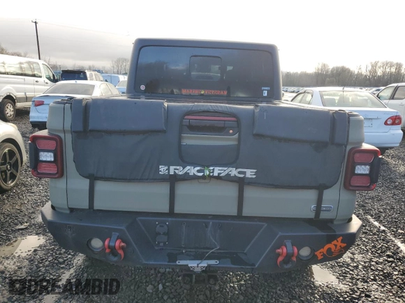 2020 Jeep Gladiator Overland with VIN 1C6HJTFG8LL147702, listed as a Copart auction lot 48613135 with 159,558 mi miles and Clean title. Bid and sale history available at DreamBid. Image 6.