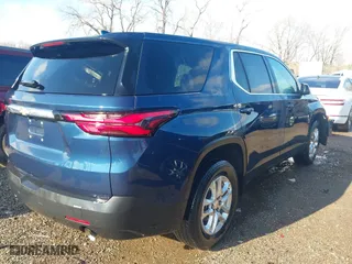2022 Chevrolet Traverse LS with VIN 1GNERFKW1NJ153821, listed as a IAAI auction lot 41225003 with 51,957 mi miles. Bid and sale history available at carsss.com. Image 4.
