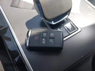 2024 Land Rover Range Rover Velar Dynamic SE with VIN SALYL2EX5RA381632, listed as a IAAI auction lot 42262189 with 23,135 mi miles and . Bid and sale history available at DreamBid. Image 11.
