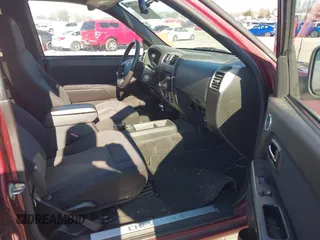 2008 Chevrolet Colorado 2LT z VIN 1GCDT13E988177648, wystawiony jako IAAI lot #41595192 z przebiegiem 239 029 mil mil oraz . Historia ofert i sprzedaży dostępna na DreamBid. Obrazek 5.