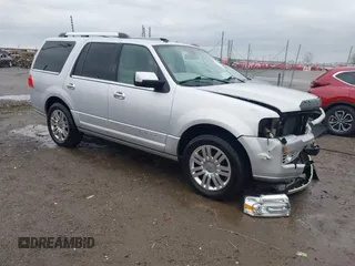 2012 Lincoln Navigator z VIN 5LMJJ2J56CEL09138, wystawiony jako IAAI lot #41108989 z przebiegiem 167 332 mil mil oraz . Historia ofert i sprzedaży dostępna na DreamBid. Obrazek 1.
