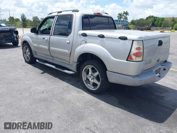 2003 Ford Explorer Sport Trac XLS с VIN 1FMZU67E73UC81352, выставлен на аукционе IAAI как лот 42540769 с пробегом 266 446 миль миль и . История ставок и продаж доступна на DreamBid. Изображение 3.
