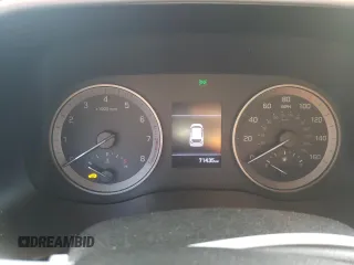 2019 Hyundai Tucson Value z VIN KM8J33A40KU002904, wystawiony jako Copart lot #51064805 z przebiegiem 71 435 mil mil oraz Szkoda całkowita • Salvage title. Historia ofert i sprzedaży dostępna na DreamBid. Obrazek 9.