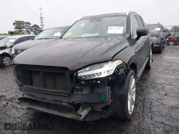 2016 Volvo XC90 T6 Inscription with VIN YV4A22PL6G1016828, listed as a IAAI auction lot 41572292 with 124,343 mi miles. Bid and sale history available at carsss.com. Image 6.