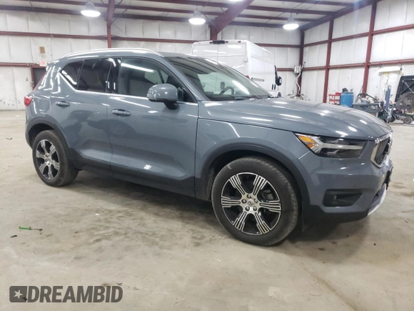 2020 Volvo XC40 Inscription with VIN YV4162UL7L2293906, listed as a Copart auction lot 51776465 with 75,364 mi miles and Clean Title. Bid and sale history available at DreamBid. Image 4.