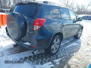 2007 Toyota RAV4 Sport with VIN JTMBK32V076010452, listed as a IAAI auction lot 41315696 with 236,416 mi miles. Bid and sale history available at carsss.com. Image 4.