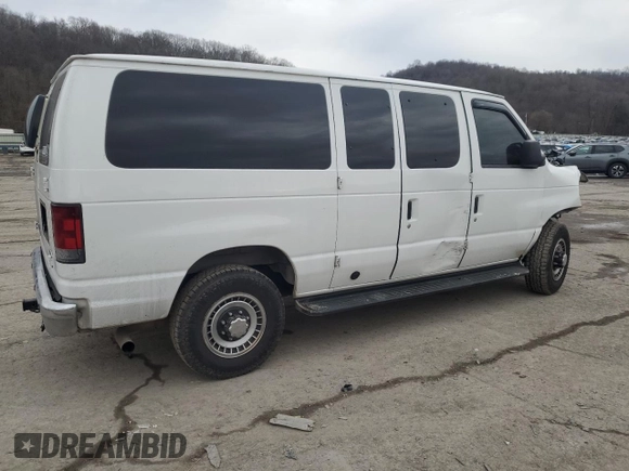 2008 Ford Econoline Passenger XL with VIN 1FBNE31L48DA80204, listed as a Copart auction lot 43873375 with 181,378 mi miles and Salvage Title. Bid and sale history available at carsss.com. Image 3.