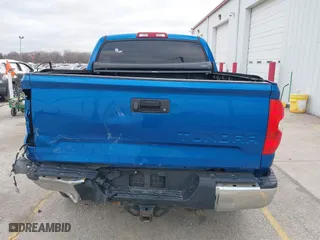 2017 Toyota Tundra 4WD SR5 with VIN 5TFDW5F13HX661540, listed as a IAAI auction lot 41865611 with 177,243 mi miles. Bid and sale history available at carsss.com. Image 17.