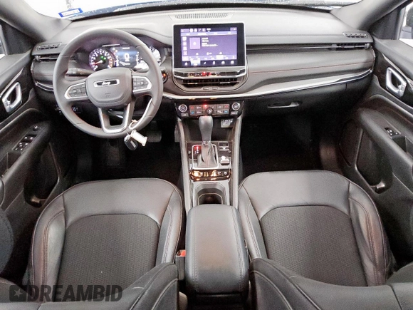2025 Jeep Compass Trailhawk with VIN 3C4NJDDN0ST536792, listed as a Copart auction lot 61690425 with 14,512 mi miles and Clean title. Bid and sale history available at DreamBid. Image 8.