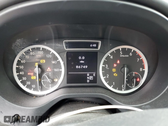 2019 Infiniti QX30 Luxe with VIN SJKCH5CP4KA011380, listed as a Copart auction lot 48665745 with 86,749 mi miles and Salvage title. Bid and sale history available at DreamBid. Image 9.