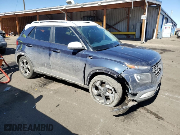 2022 Hyundai Venue SEL z VIN KMHRC8A33NU151481, wystawiony jako Copart lot #47434845 z przebiegiem 31 888 mil mil oraz Czysty tytuł • Clean title. Historia ofert i sprzedaży dostępna na DreamBid. Obrazek 4.