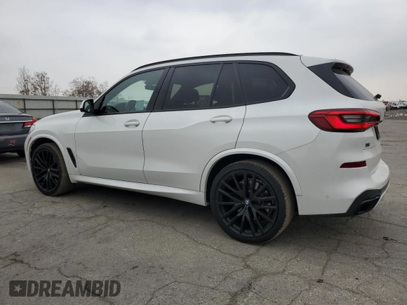 2020 BMW X5 M50i with VIN 5UXJU4C00LL228142, listed as a Copart auction lot 81246294 with 86,014 mi miles and Clean Title. Bid and sale history available at DreamBid. Image 2.