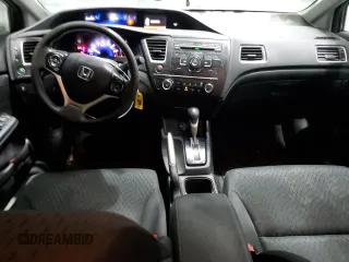 2014 Honda Civic LX z VIN 19XFB2F51EE219843, wystawiony jako Copart lot #83315574 z przebiegiem 162 139 mil mil oraz Czysty tytuł • Clean title. Historia ofert i sprzedaży dostępna na DreamBid. Obrazek 8.