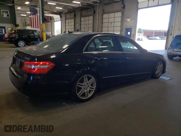 2010 Mercedes-Benz E-Class E 550 Luxury with VIN WDDHF9AB1AA156202, listed as a Copart auction lot 75260754 with 198,686 mi miles and Clean Title. Bid and sale history available at carsss.com. Image 3.