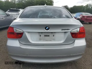 2007 BMW 3 Series 328i with VIN WBAVA33537KX82687, listed as a Copart auction lot 61492395 with 167,903 mi miles and Salvage title. Bid and sale history available at DreamBid. Image 6.