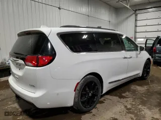 2017 Chrysler Pacifica Limited with VIN 2C4RC1GG7HR545007, listed as a Copart auction lot 47240595 with 108,141 mi miles and Clean Title. Bid and sale history available at carsss.com. Image 3.
