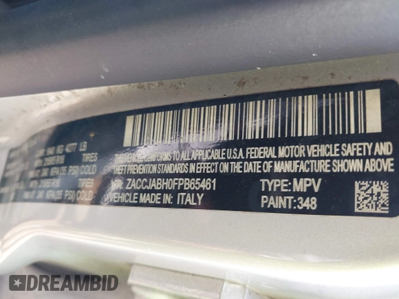 2015 Jeep Renegade Latitude with VIN ZACCJABH0FPB65461, listed as a IAAI auction lot 39756561 with 132,135 mi miles. Bid and sale history available at carsss.com. Image 9.