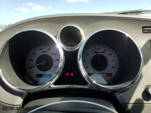 2007 Pontiac Solstice with VIN 1G2MB35B87Y112276, listed as a Copart auction lot 75092924 with 27,692 mi miles and Salvage Title. Bid and sale history available at carsss.com. Image 9.