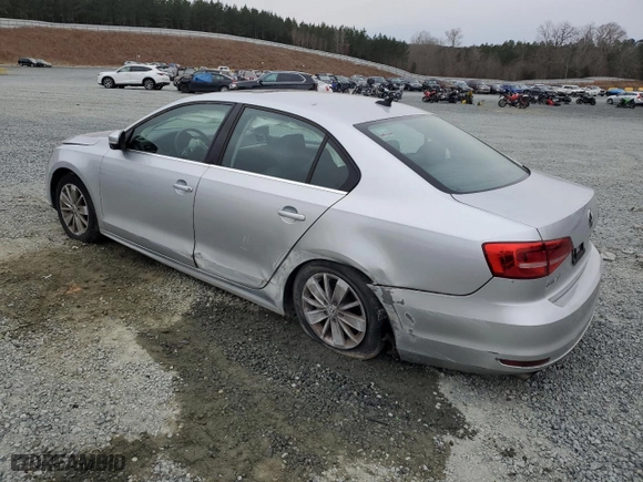 2015 Volkswagen Jetta Sedan 1.8T SE with VIN 3VWD17AJ9FM228936, listed as a Copart auction lot 41742575 with 68,125 mi miles and Salvage Title. Bid and sale history available at carsss.com. Image 2.