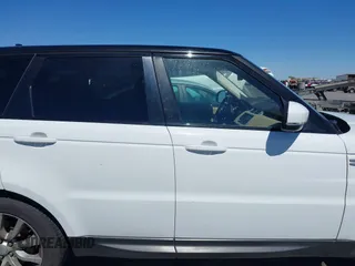 2016 Land Rover Range Rover Sport HSE with VIN SALWR2KF7GA643164, listed as a IAAI auction lot 41851283 with 158,978 mi miles and . Bid and sale history available at DreamBid. Image 13.