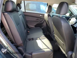 2018 Volkswagen Tiguan SEL с VIN 3VV3B7AX7JM008446, выставлен на аукционе Copart как лот 53435775 с пробегом 93 776 миль миль и Списание • Salvage title. История ставок и продаж доступна на DreamBid. Изображение 11.