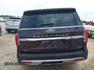 2024 Ford Expedition Max Limited с VIN 1FMJK1K80REA42655, выставлен на аукционе IAAI как лот 42190897 с пробегом 18 445 миль миль и . История ставок и продаж доступна на DreamBid. Изображение 16.