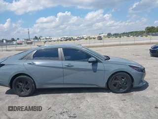 2022 Hyundai Elantra SEL with VIN KMHLM4AG0NU311475, listed as a IAAI auction lot 41897686 with 25,488 mi miles and . Bid and sale history available at DreamBid. Image 13.
