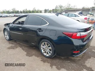 2016 Lexus ES 300h z VIN JTHBW1GG0G2108888, wystawiony jako IAAI lot #42359607 z przebiegiem 119 473 mil mil oraz . Historia ofert i sprzedaży dostępna na DreamBid. Obrazek 3.