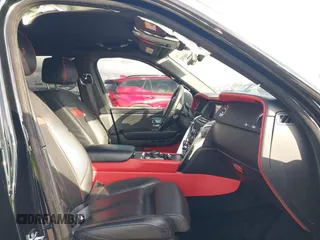 2020 Rolls-Royce Cullinan z VIN SLATV4C05LU200555, wystawiony jako IAAI lot #40801902 z przebiegiem 30 397 mil mil oraz . Historia ofert i sprzedaży dostępna na DreamBid. Obrazek 5.