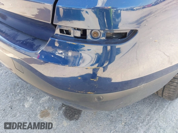 2015 BMW X3 xDrive28i with VIN 5UXWX9C53F0D53909, listed as a IAAI auction lot 41935051 with 122,775 mi miles and . Bid and sale history available at DreamBid. Image 6.