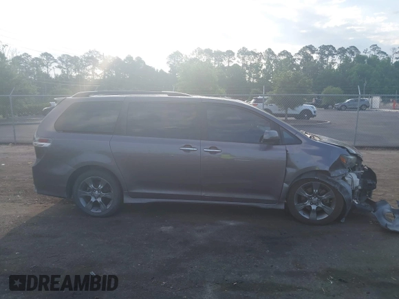 2016 Toyota Sienna SE с VIN 5TDXK3DC2GS718624, выставлен на аукционе IAAI как лот 42219215 с пробегом 150 033 миль миль и . История ставок и продаж доступна на DreamBid. Изображение 13.