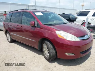 2008 Toyota Sienna XLE z VIN 5TDZK22C98S204082, wystawiony jako IAAI lot #42439890 z przebiegiem 134 283 mil mil oraz . Historia ofert i sprzedaży dostępna na DreamBid. Obrazek 1.
