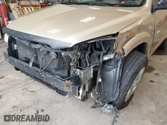 2010 Toyota RAV4 Ltd with VIN JTMDK4DVXAD015429, listed as a IAAI auction lot 41590833 with 1 mi miles. Bid and sale history available at carsss.com. Image 6.