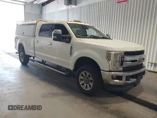 2018 Ford F-250 XL z VIN 1FT7W2B61JEB22509, wystawiony jako IAAI lot #42432105 z przebiegiem 271 847 mil mil oraz . Historia ofert i sprzedaży dostępna na DreamBid. Obrazek 1.