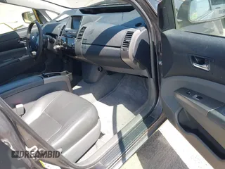 2007 Toyota Prius with VIN JTDKB20U773283832, listed as a IAAI auction lot 42111726 with 225,157 mi miles. Bid and sale history available at carsss.com. Image 5.