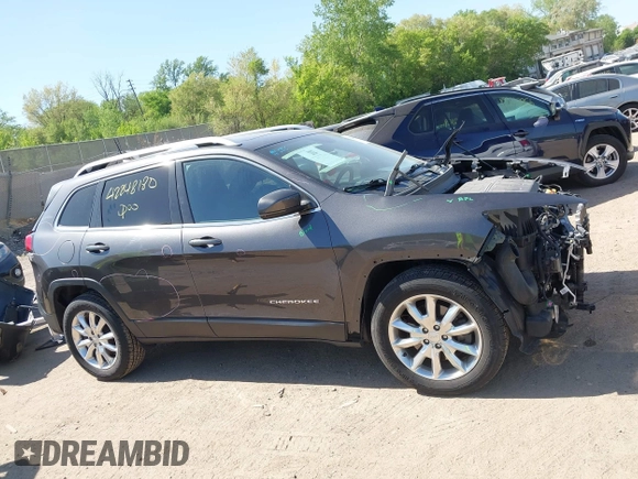 2017 Jeep Cherokee Limited with VIN 1C4PJMDS8HW631165, listed as a IAAI auction lot 42248180 with 57,448 mi miles and . Bid and sale history available at DreamBid. Image 13.